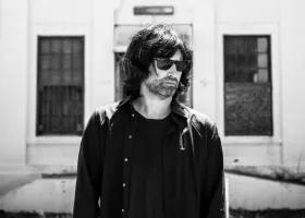 Pete Yorn - 25th Anniversary of musicforthemorningafter (solo acoustic)