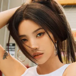 JEON SOYEON