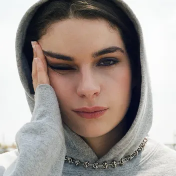 How Much is the Song Partir by Adèle Castillon Worth? Royalty & Value Breakdown