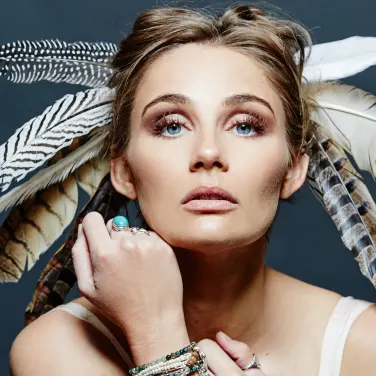 Picture of Clare Bowen