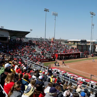 Picture of Ohio State Buckeyes Softball