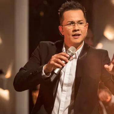 Picture of Charlie Zaa