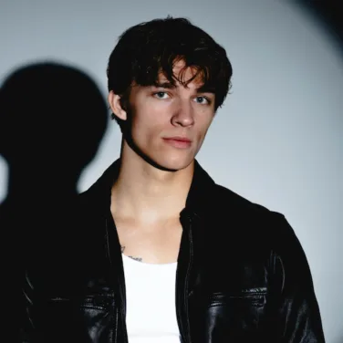 Picture of Alex Sampson