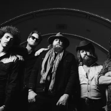 Picture of Robert Jon & the Wreck