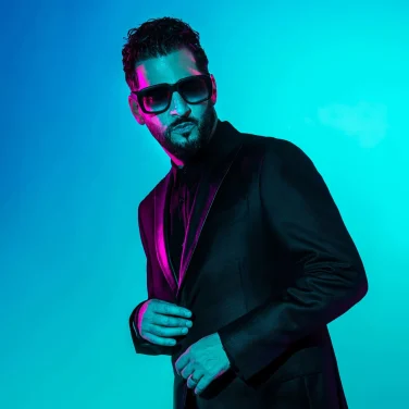 Picture of Jon B.