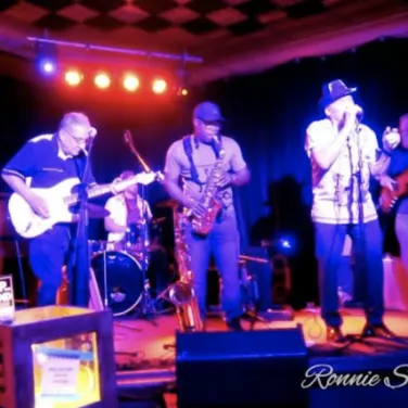 Picture of Tuesday Blues in the SIDEBAR w/ BLUES FAMILY!