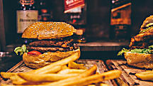 The Best Burger places in the bay