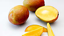 Why Mango is the Perfect Summer Addition to Your Diet