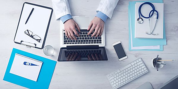 Telemedicine Startup Means Free Health Advice to Refugees