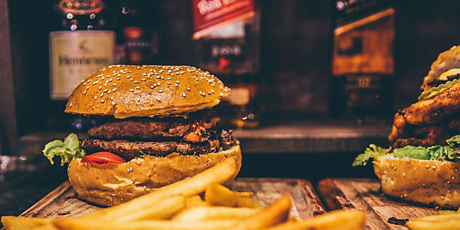 The Best Burger places in the bay