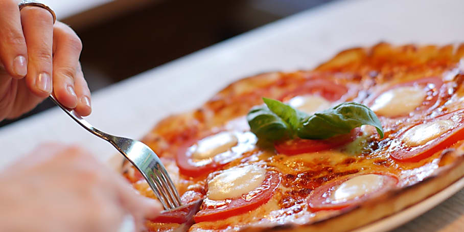 New York vs. Chicago Pizza: Which is the Best?
