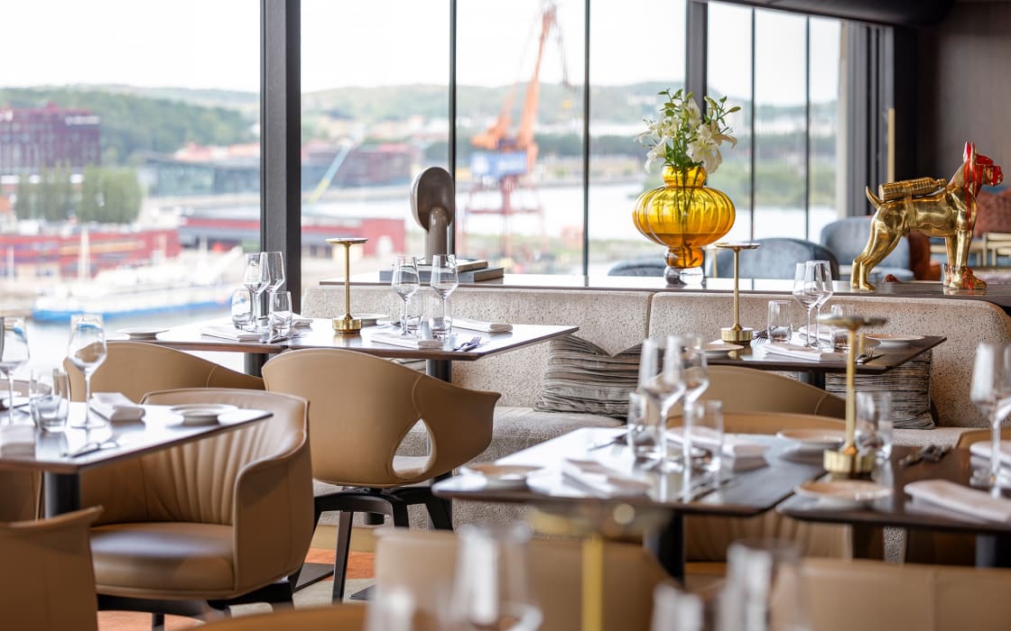 View Skybar & Restaurant