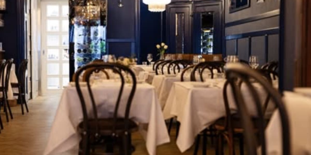 Oscars Bar & Brasserie