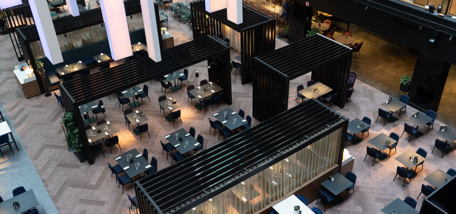 Atrium Bar & Restaurant