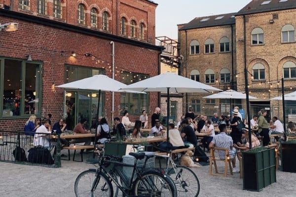 Nyårsmiddag i baren - Aster