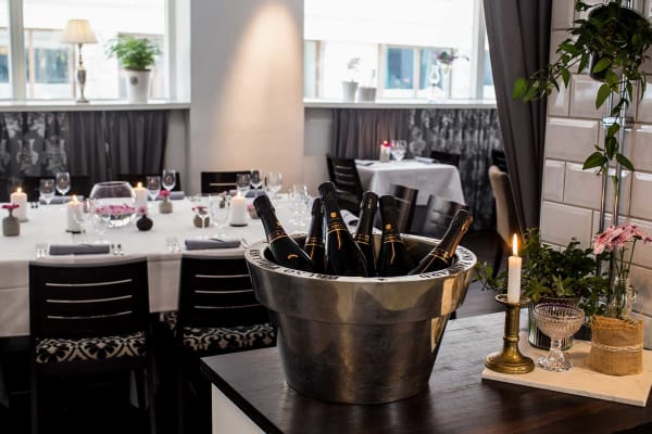 17 okt Hummer Pop Up 1495kr - Thörnströms Privata Rum