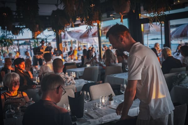 PÅSK VECKA - Badvakten