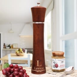Chef Specialties Personalized Pepper Mill with Family Name