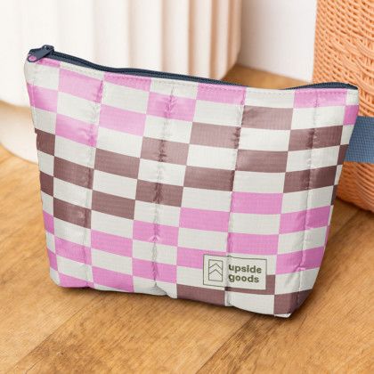 Full Color Tweedle Dee Quilted Puff Puff Amenities Bag