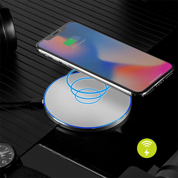 Anker 315 Wireless Charger (Pad), 10W Max Fast Charging - Compatible with  iPhone 15/14/13 Series, Samsung S22, AirPods, Samsung Buds, Google Buds,  and