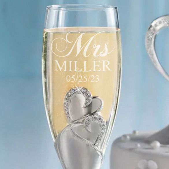 Mr and Mrs Personalized Champagne Flutes For Wedding