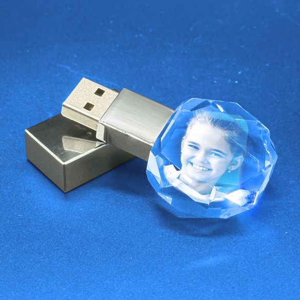 3D Photo Engraved Crystal Round USB Flash Drive