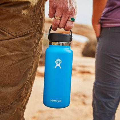 Lifestyle Hydro Flask Wide Mouth 32 Oz Bottle with Flex Cap