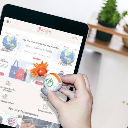 Custom Shaggy Twirlerz/ Mini Screen Cleaner - Orange - In Use Custom Shaggy Twirlerz/ Mini Screen Cleaner - Orange - In Use