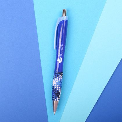 Custom Cardigan Pen - Lifestyle