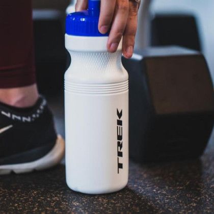 Custom ACCONA 24 oz. PET Sports Bottle - Blue Lid Lifestyle Custom ACCONA 24 oz. PET Sports Bottle - Blue Lid Lifestyle