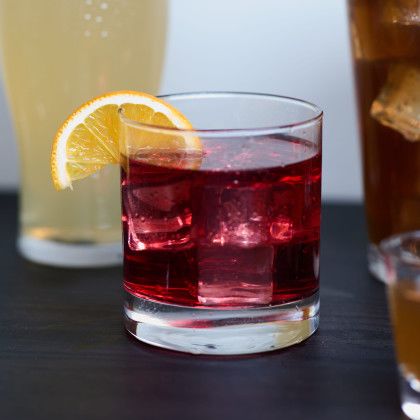 Custom Libbey 11 oz Rocks Glass - Clear In Use 