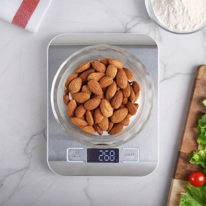 Custom Blaze Digital Kitchen Scale - Stauimless Steel Lifestyle