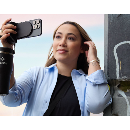 Custom Phone Grip 5,000 mAh MagClick Wireless Power Bank and Bluetooth Camera Shutter - Black Lifestyle View 