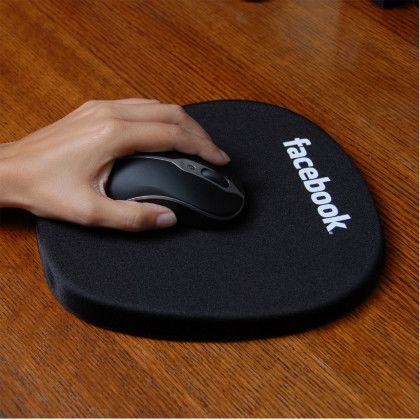 Custom Ergo Mat - Black In Use Custom Ergo Mat - Black In Use