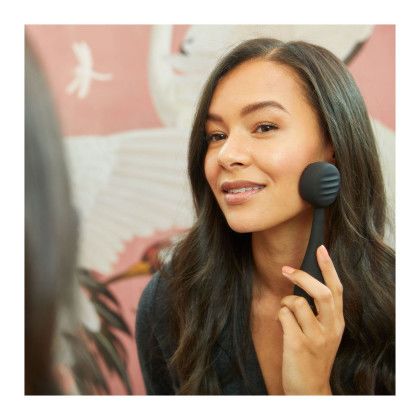 Custom PMD Beauty Clean Face Cleansing Brush - Lifestyle Custom PMD Beauty Clean Face Cleansing Brush - Lifestyle