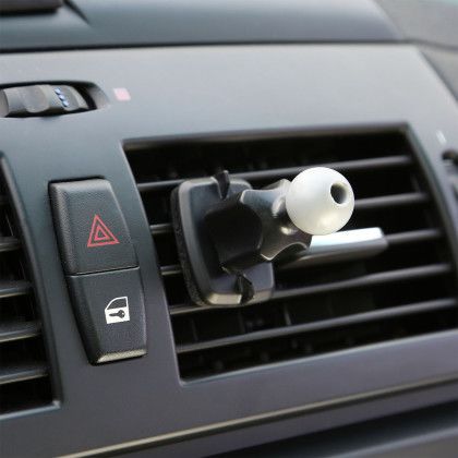 Custom Airhug Wireless Charging Car Dock - Lifestyle View Custom Airhug Wireless Charging Car Dock - Lifestyle View