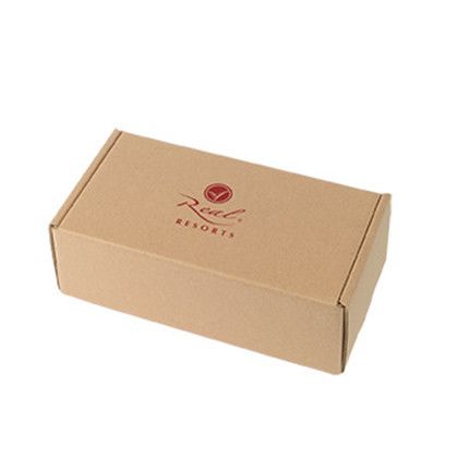 Custom 17 oz. Cascade Bottle with Gift Box - Packaging View Custom 17 oz. Cascade Bottle with Gift Box - Packaging View