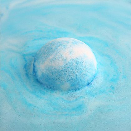 Custom Luxury Bath Bombs 3 Piece Set - Blue with White Custom Luxury Bath Bombs 3 Piece Set - Blue with White
