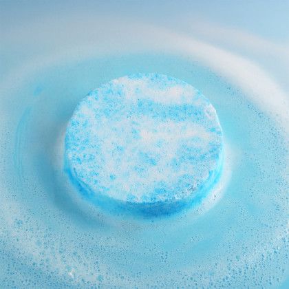Custom Delight Shower Steamers: 3 Piece Set - Blue With White In Use 