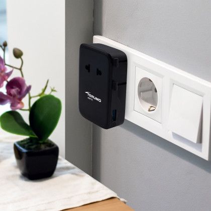 Custom Respite Ultra Slim 25W International Travel Adapter - Black Lifestyle View Custom Respite Ultra Slim 25W International Travel Adapter - Black Lifestyle View