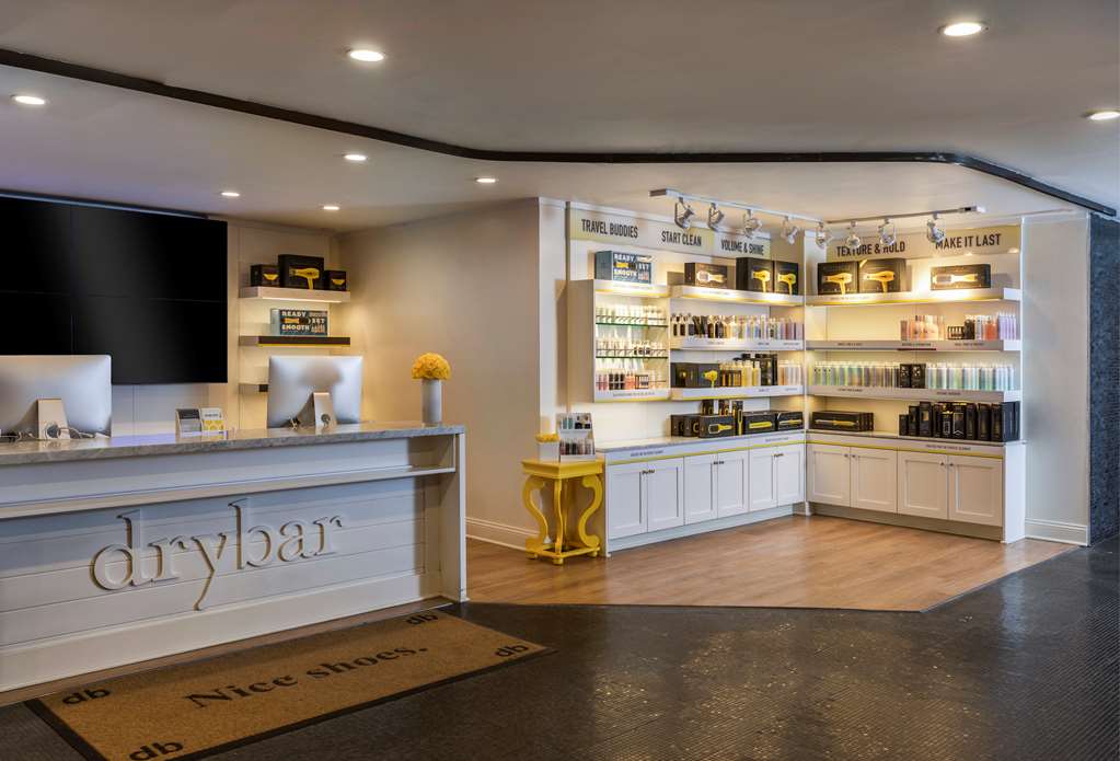 Thompson Central Park New York, by Hyatt