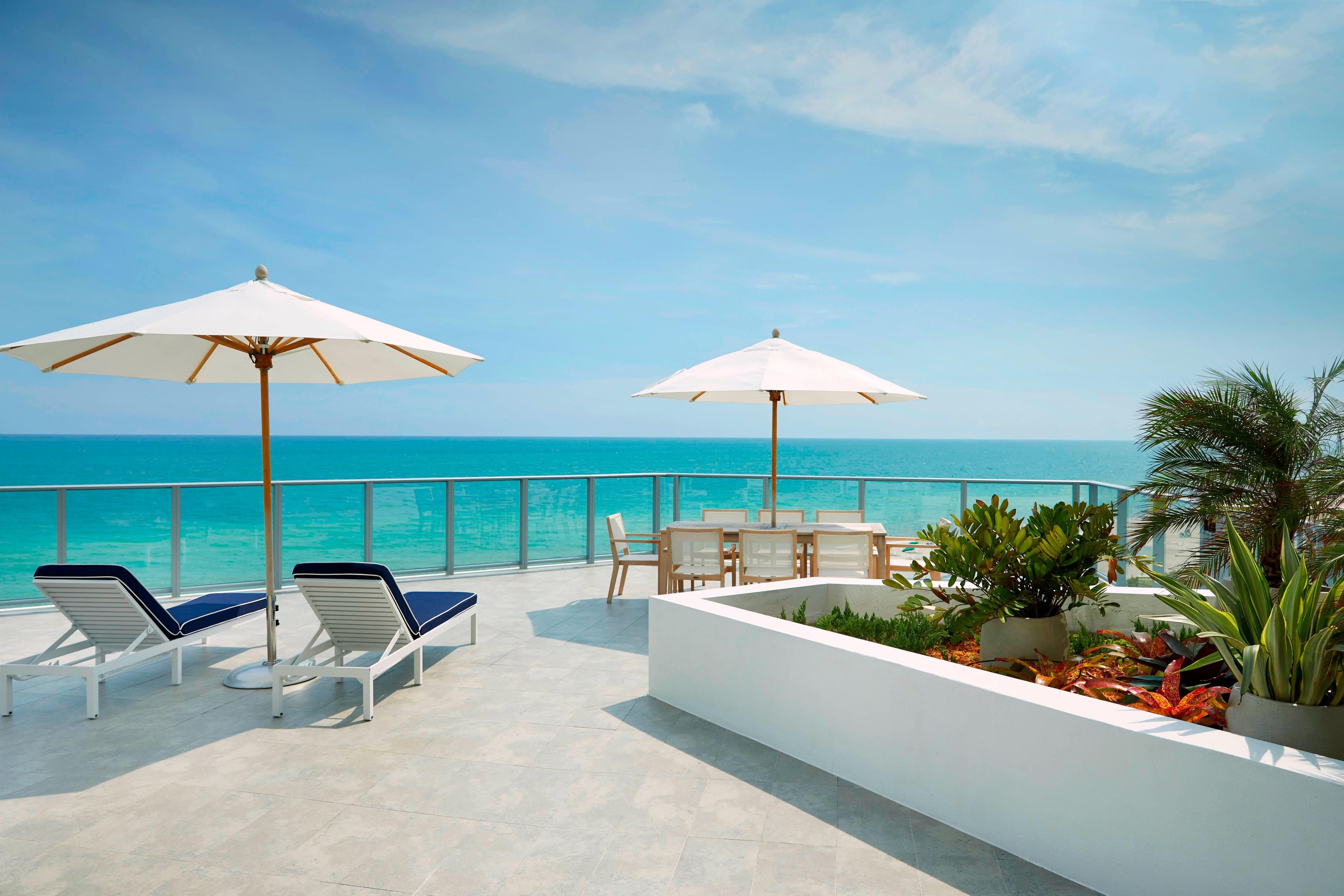 Cadillac Hotel & Beach Club, Autograph Collection