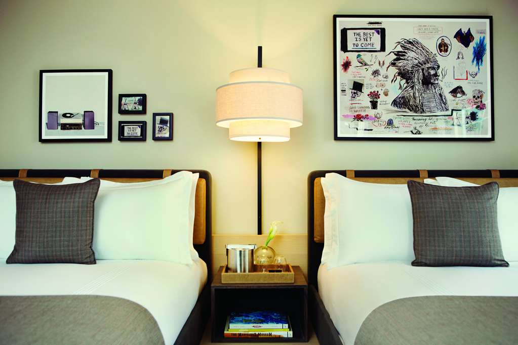 Thompson Chicago, by Hyatt