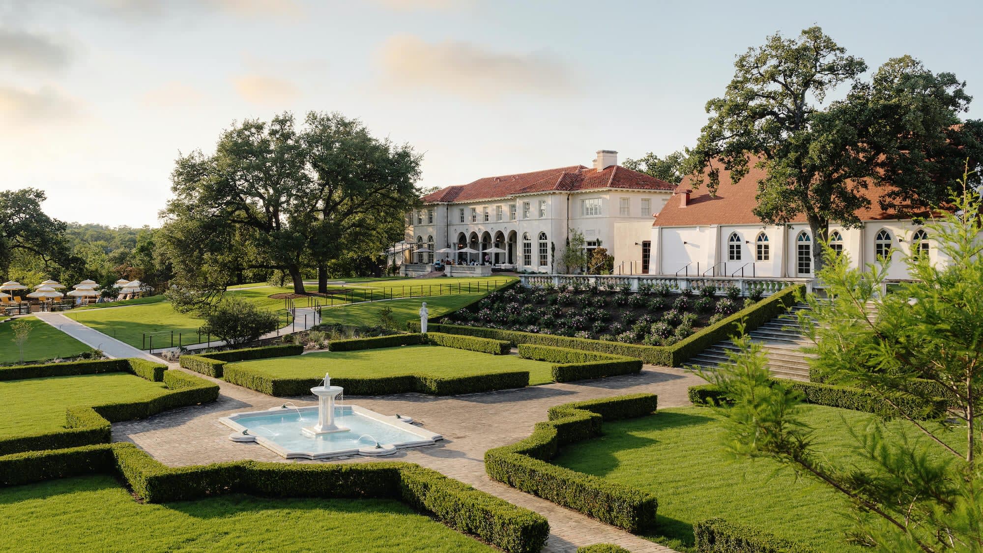 Commodore Perry Estate, Auberge Collection