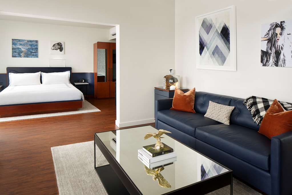 Thompson Seattle, by Hyatt