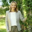 Advisor - Annika Reck