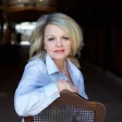 Advisor - Stella Esdale