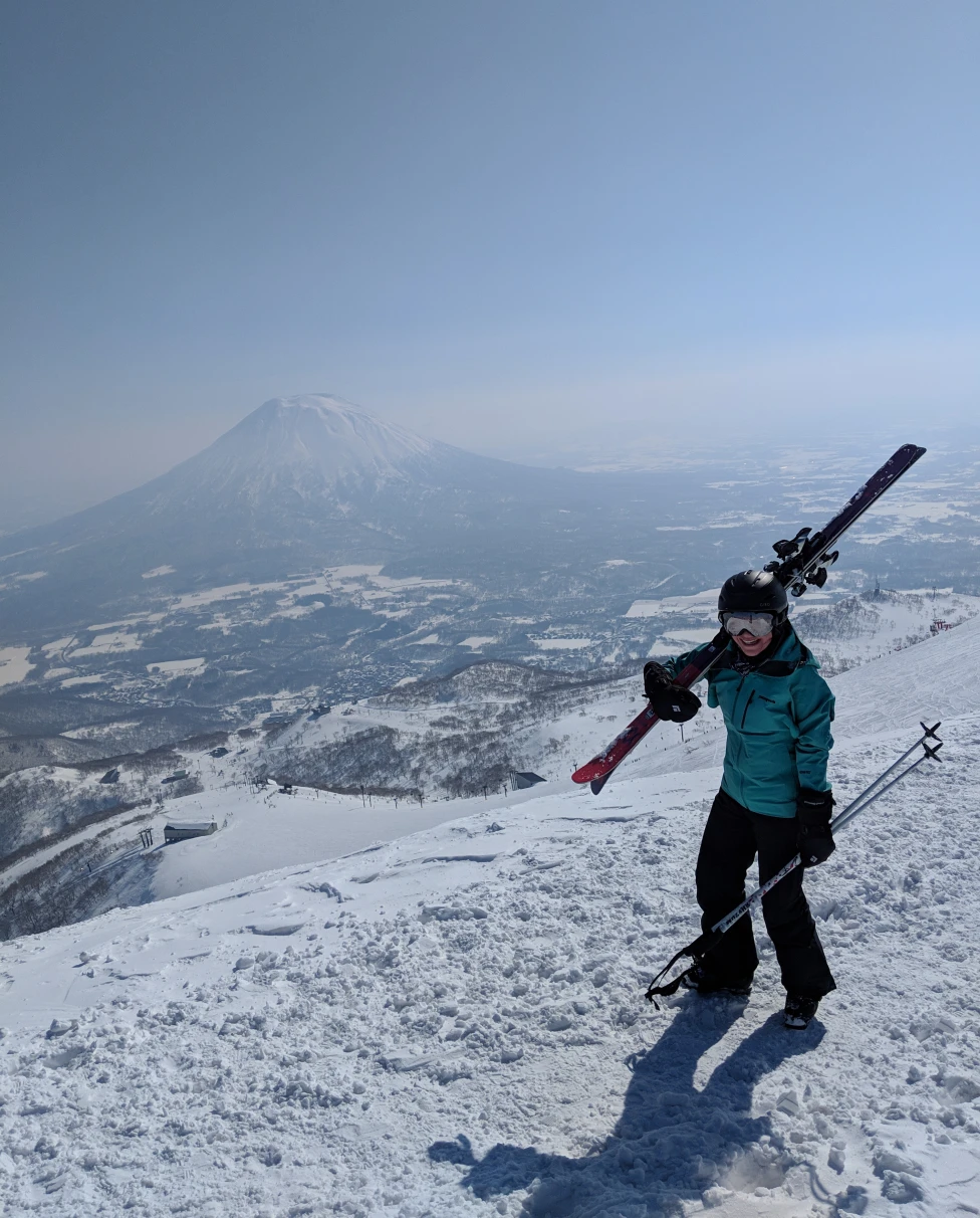Advisor - The Ultimate Guide to Skiing Hokkaido