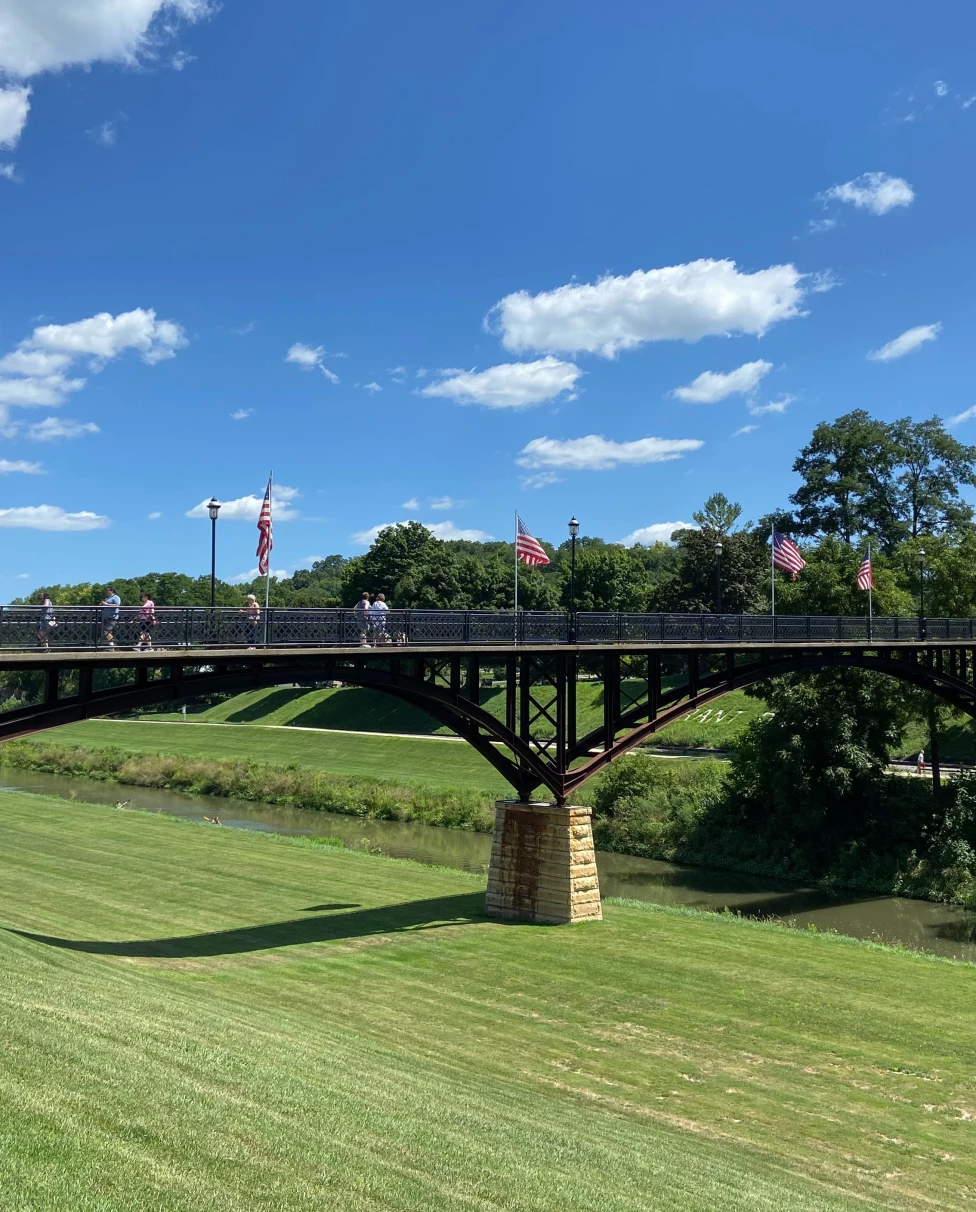 Advisor - Something for Everyone in Galena, Illinois