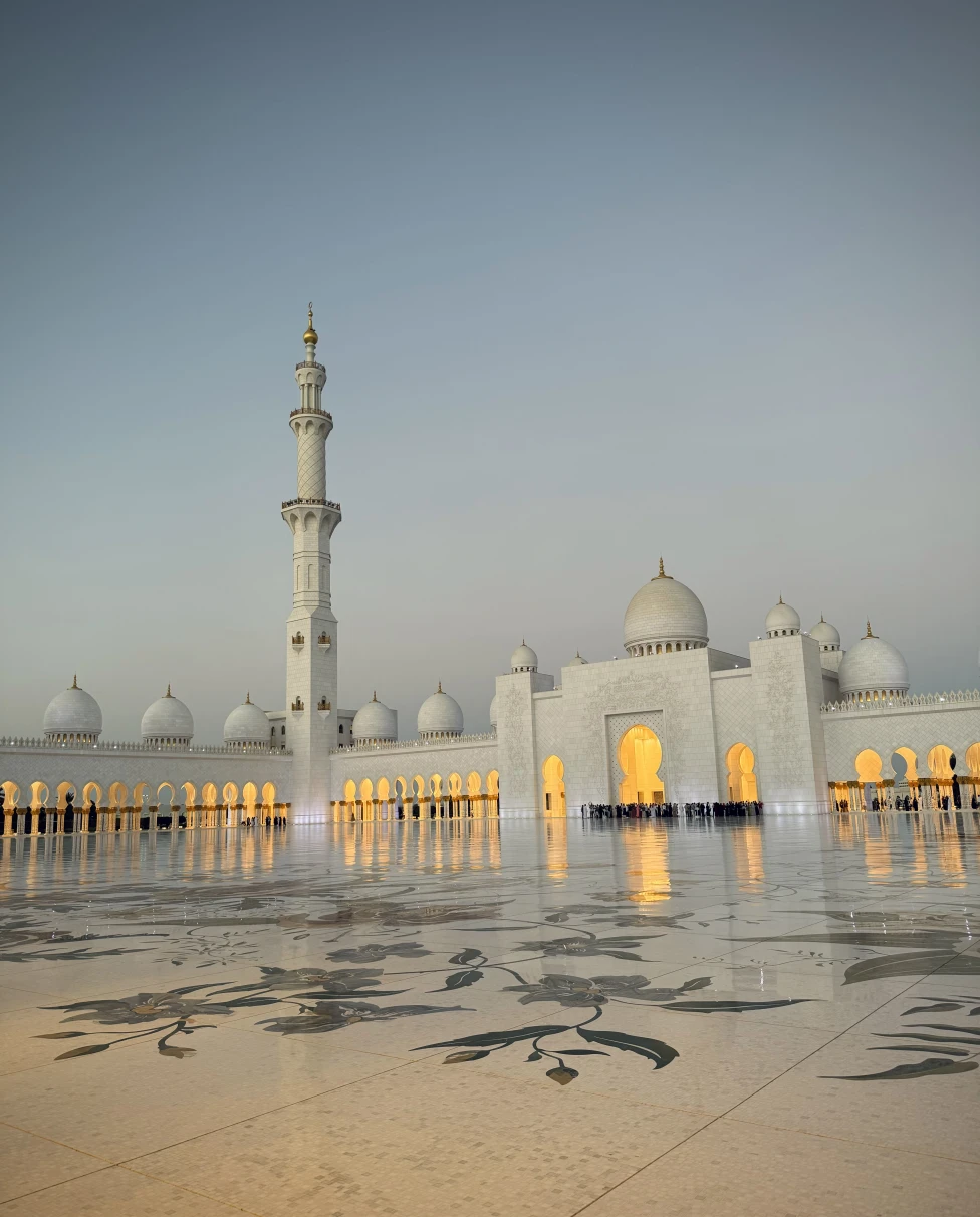 Advisor - Abu Dhabi: Exploring the UAE's Capital City